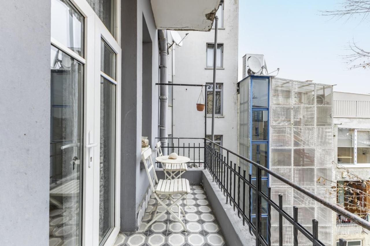 Apartament Flat With Balcony And Bosphorus View In Beyoglu Stambuł Zewnętrze zdjęcie