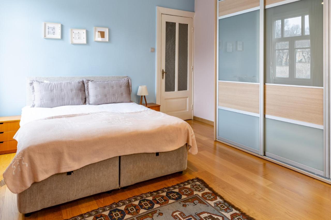 Apartament Flat With Balcony And Bosphorus View In Beyoglu Stambuł Zewnętrze zdjęcie