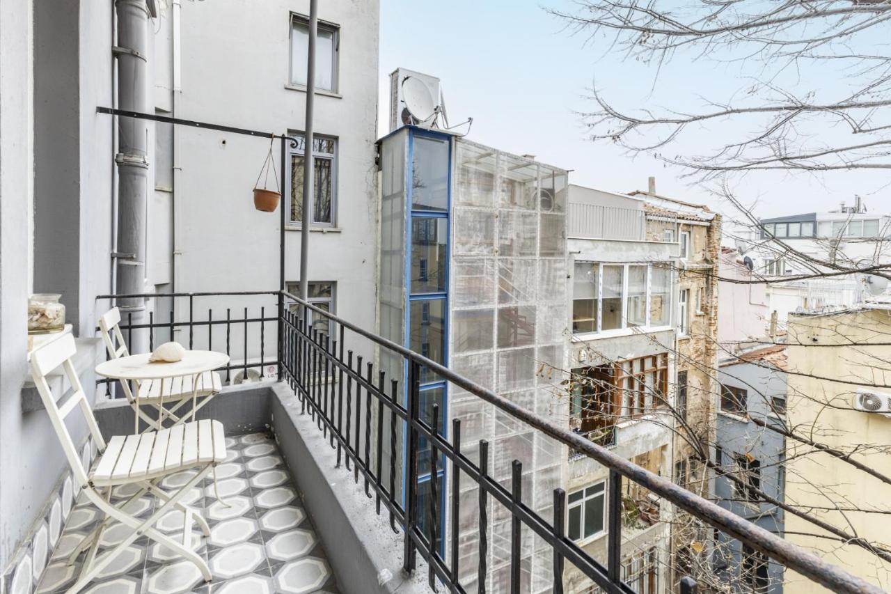 Apartament Flat With Balcony And Bosphorus View In Beyoglu Stambuł Zewnętrze zdjęcie